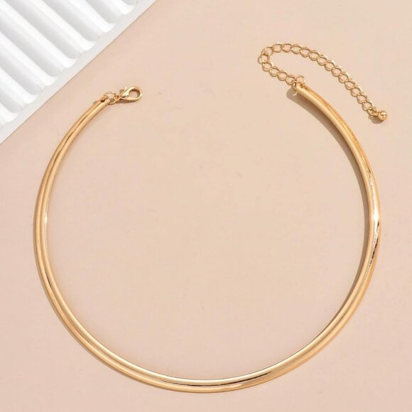 Woman's Gold Slim Cuff Statement Open Round Collar Charm Choker Necklace - Picture 8 of 8